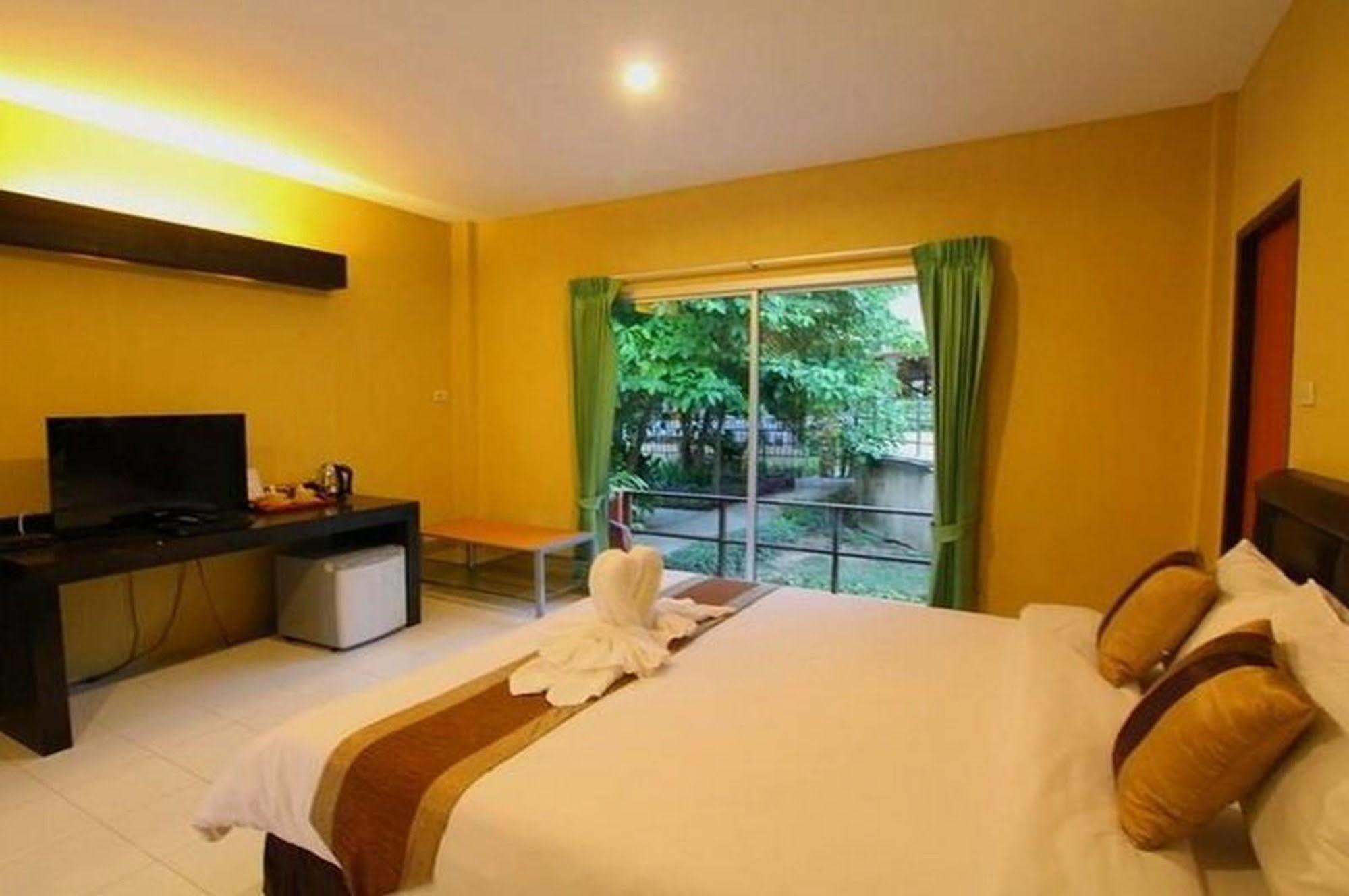 Aurora Resort Канчанабури Экстерьер фото