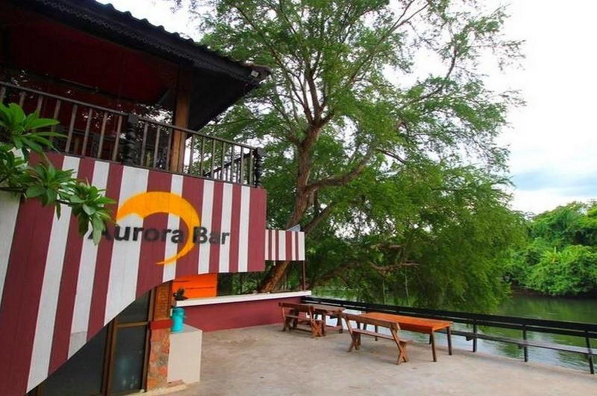 Aurora Resort Канчанабури Экстерьер фото